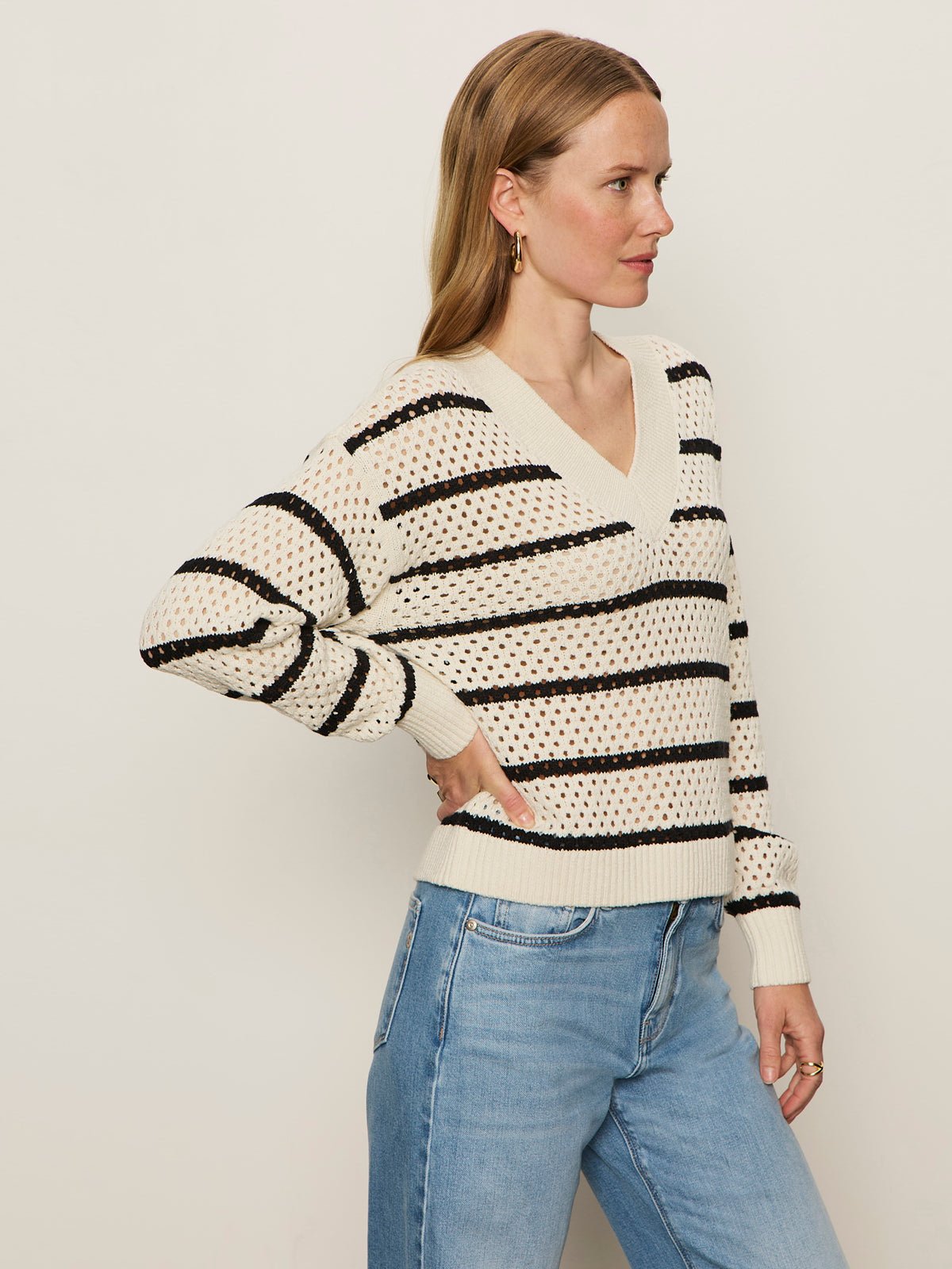 Airy Openwork Sweater Chalk Black Stripe