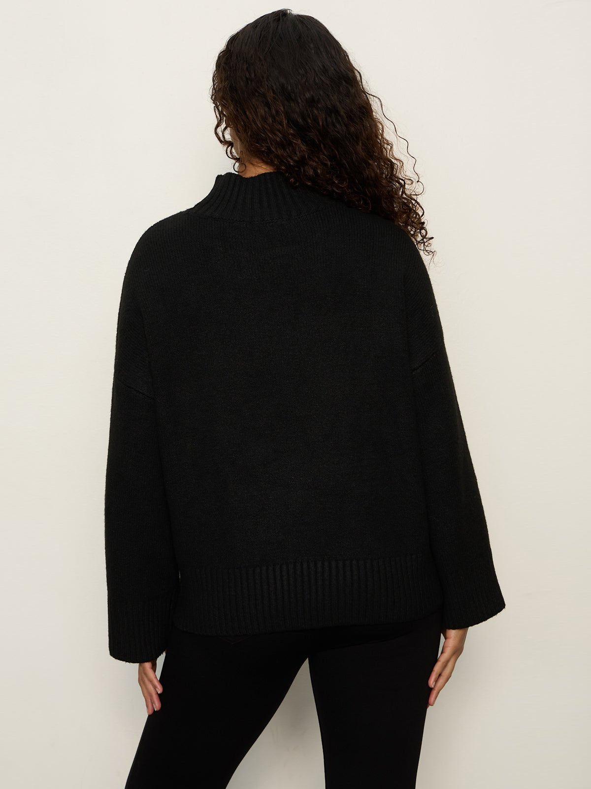 Apres Ski Sweater Black/Aquamarine Petite Sizing