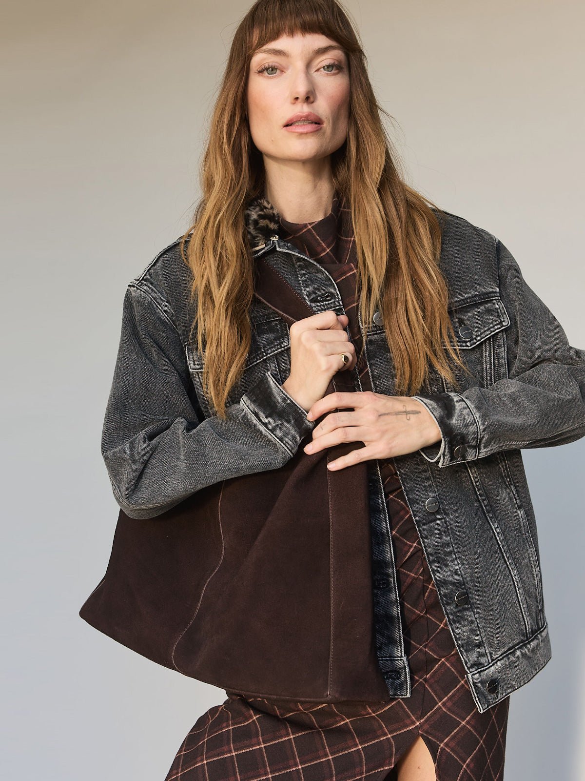 Boyfriend Trucker Jacket Washed Black Denim