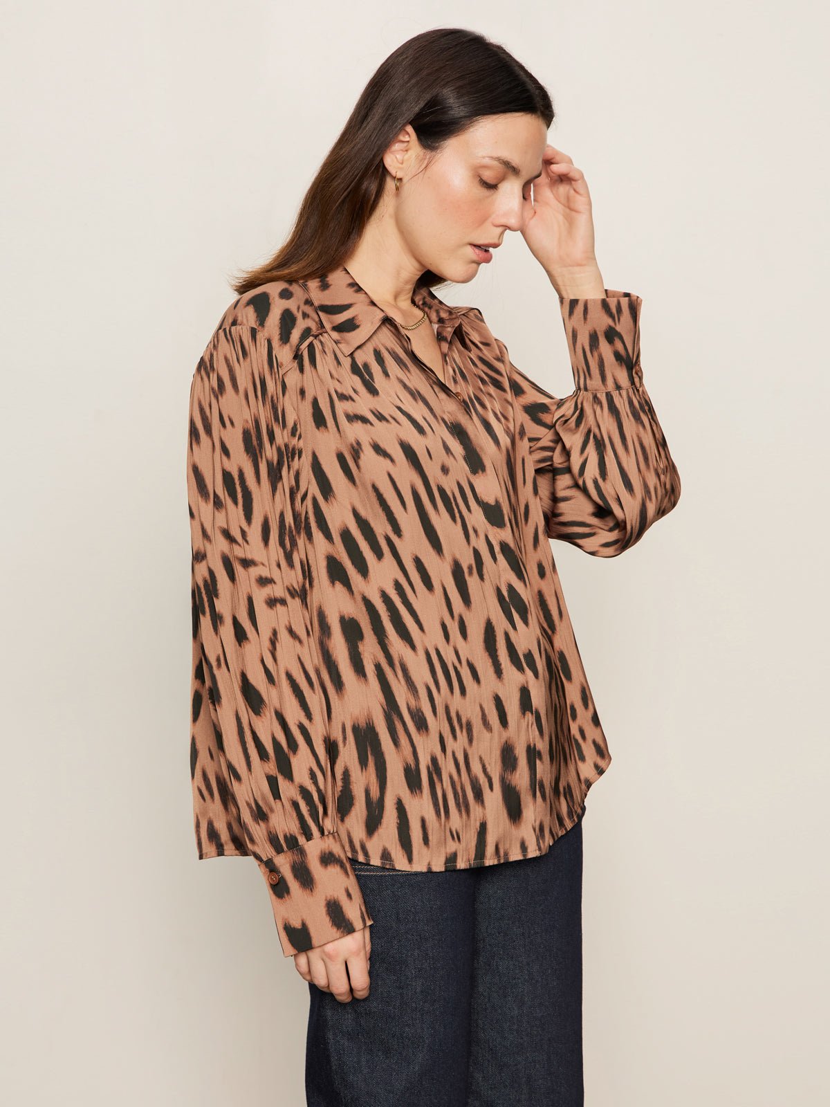Colette Shirt Mocha Leo
