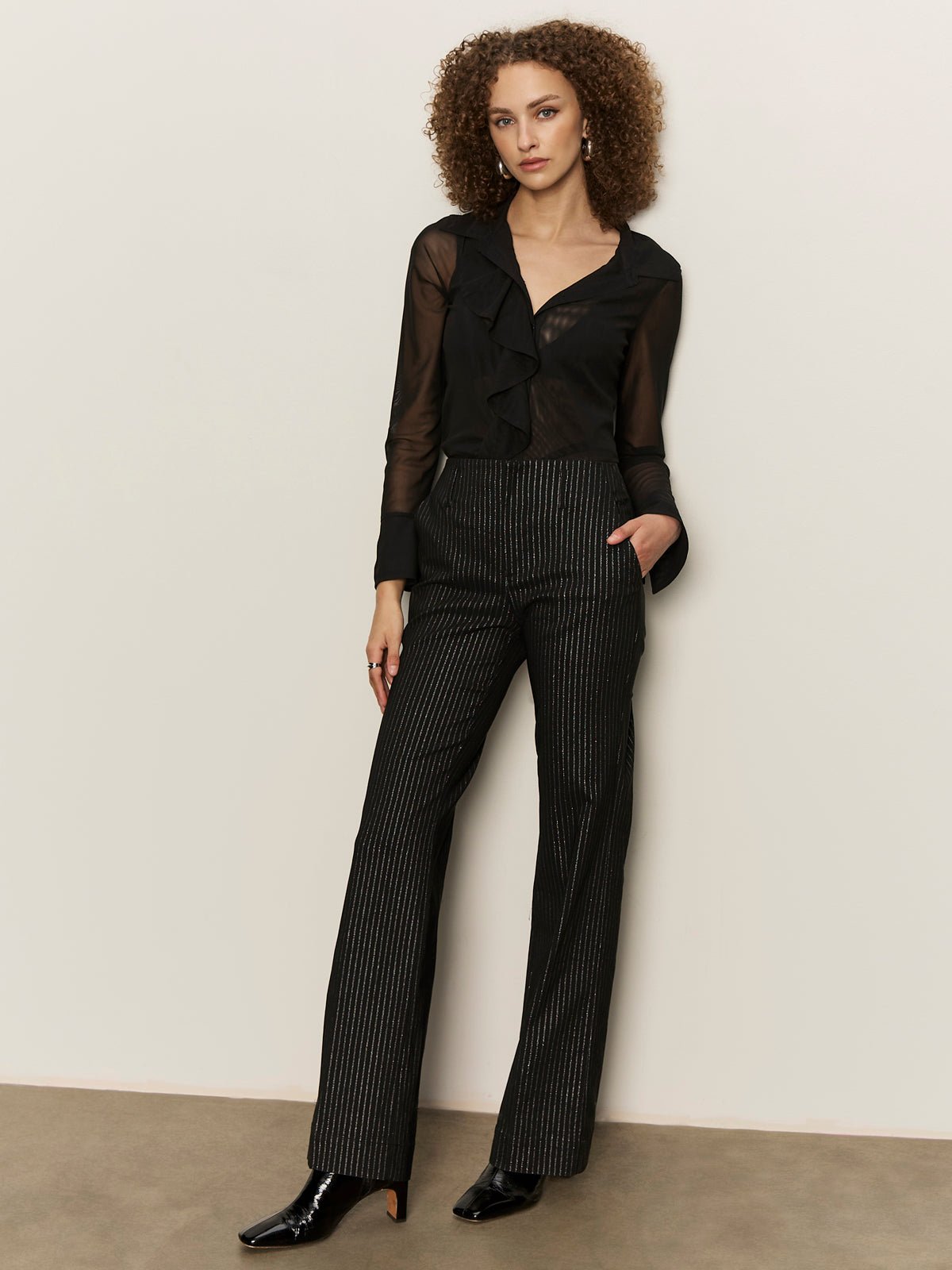 Dreamland Ruffle Top Black