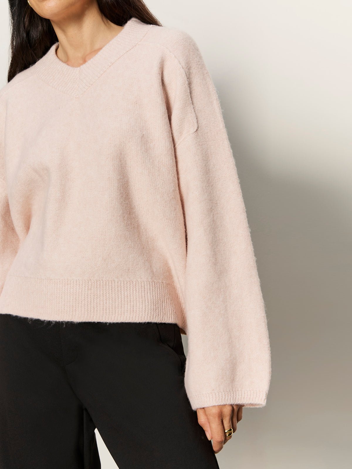 Dreamy V Neck Sweater Heather Rose