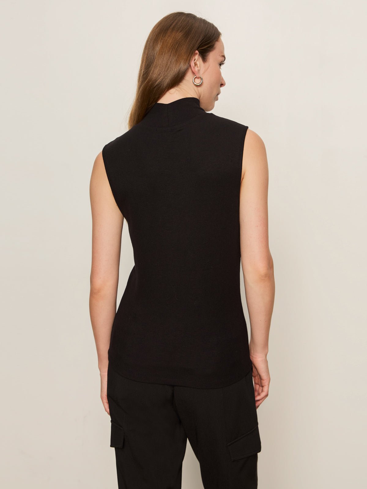 Essential Sleeveless Mock Neck Tank Black