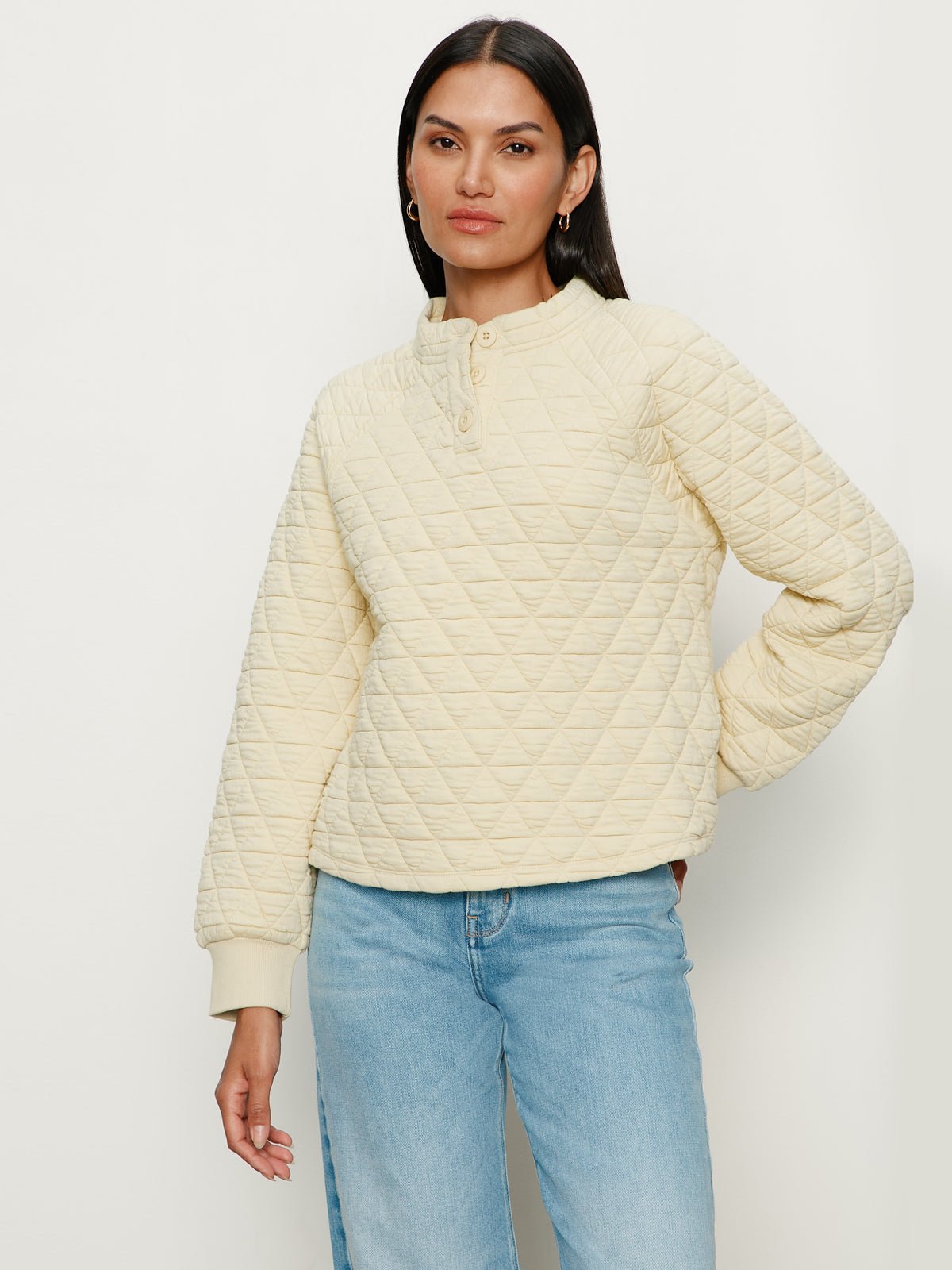 Quilted Button Popover Buttercream