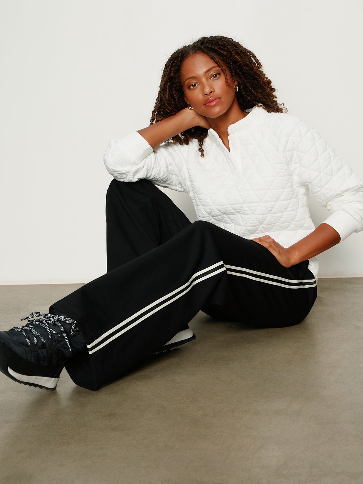 Quilted Button Popover Chalk