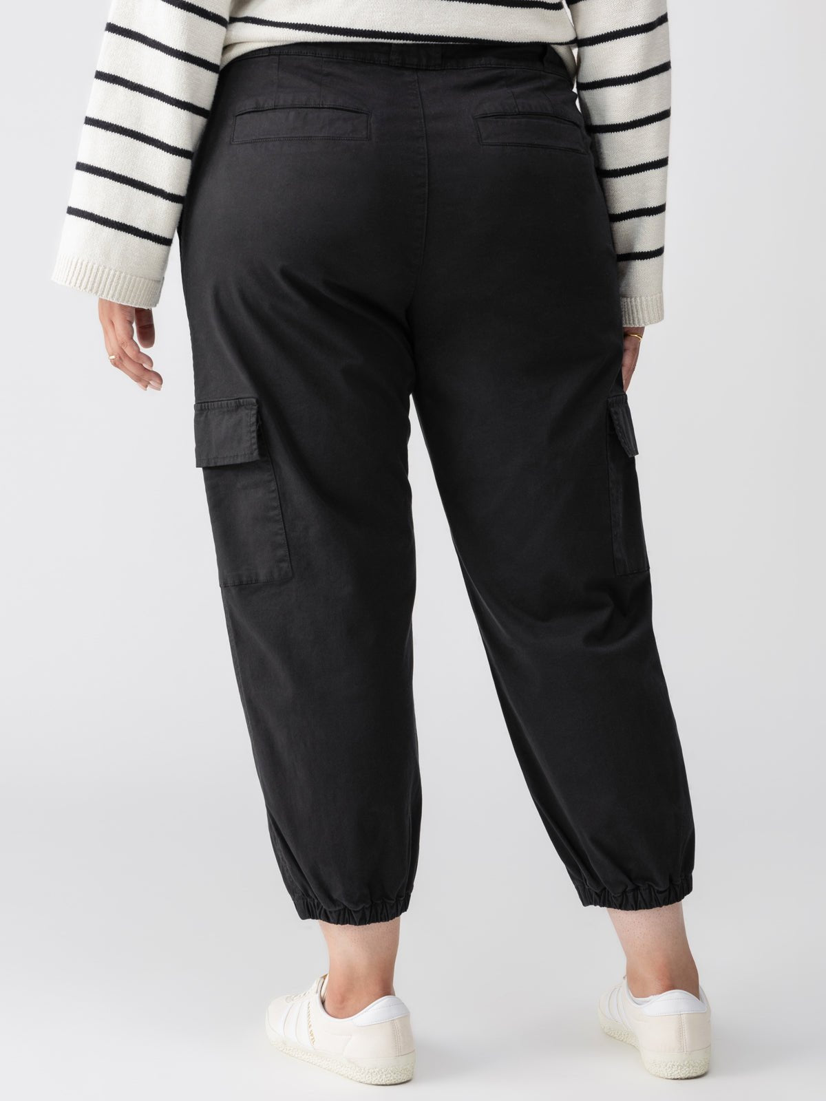 Take Over Jogger Mid-Rise Pant Black Extended Sizing