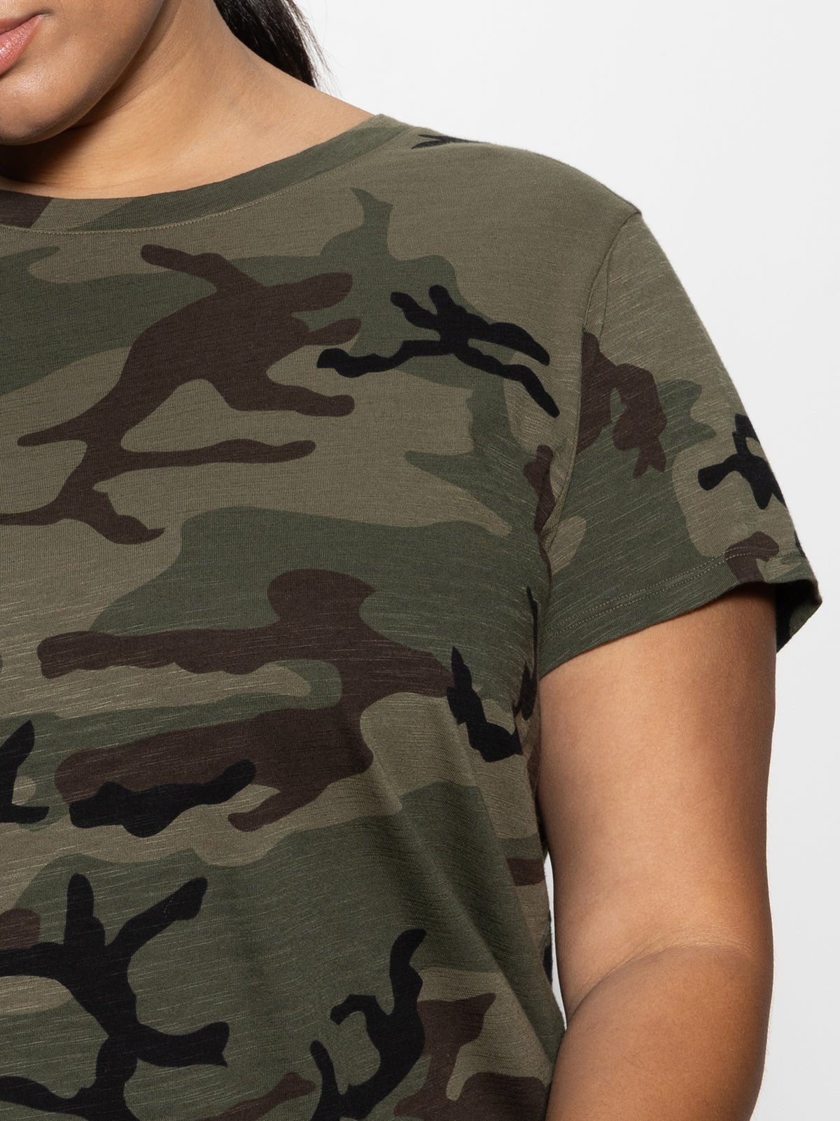 The Perfect Tee Hiker Camo Extended Sizing